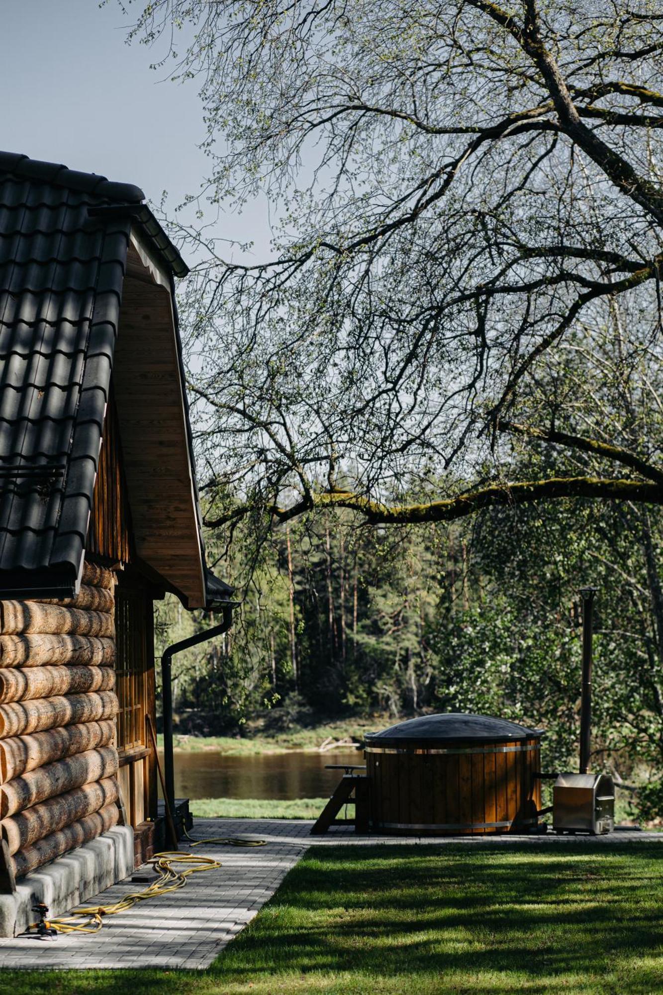 "Gaujmale" Sauna House In Nature Laukbeitini Exteriör bild